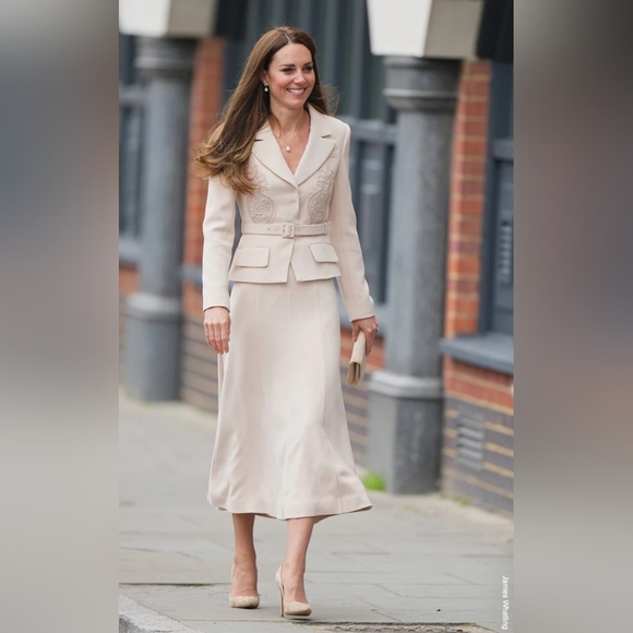 Self-Portrait Beige Tailored Crepe Lace Detail Midi Dress US Size 6 - Picture 15 of 15